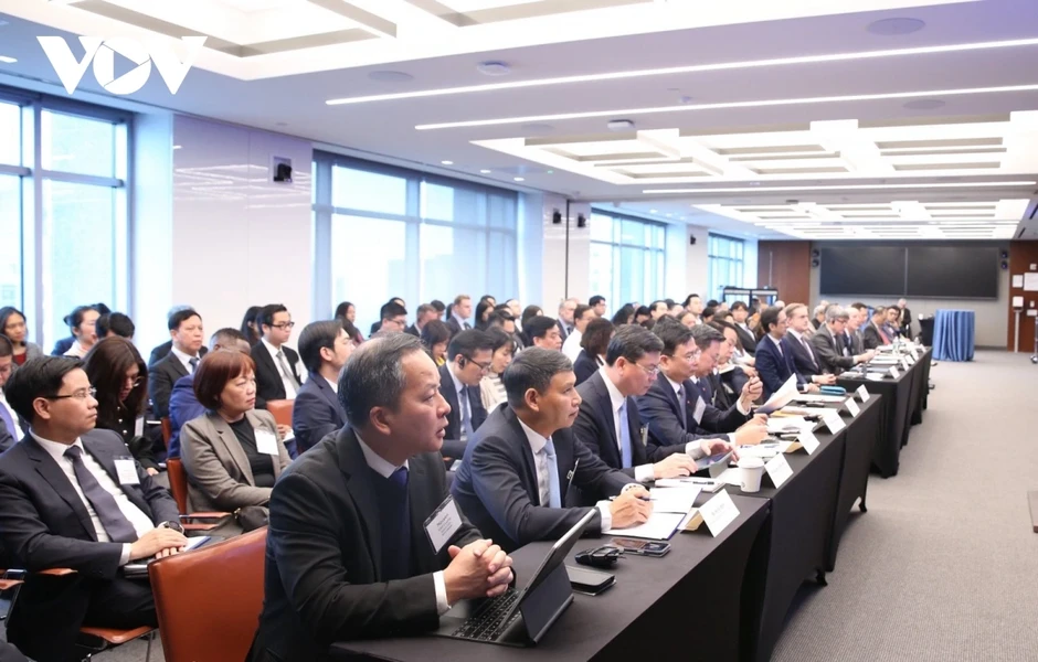 Việt Nam cam kết tạo điều kiện thuận lợi nhất cho nhà đầu tư tại Trung tâm VIFC Việt Nam cam kết tạo điều kiện thuận lợi nhất cho nhà đầu tư tại Trung tâm VIFC