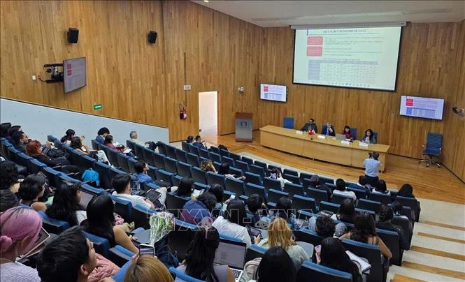 Việt Nam giới thiệu cơ hội hợp tác thương mại tại Đại học lớn nhất Mỹ Latinh Việt Nam giới thiệu cơ hội hợp tác thương mại tại Đại học lớn nhất Mỹ Latinh
