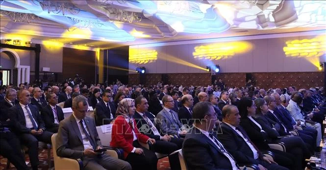 Việt Nam tham gia đấu thầu quốc tế thăm dò dầu khí ở Algeria Việt Nam tham gia đấu thầu quốc tế thăm dò dầu khí ở Algeria