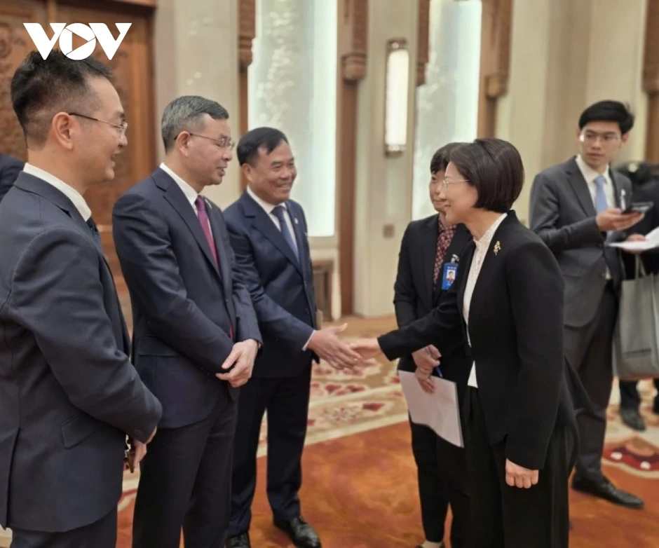 Việt Nam - Trung Quốc hợp tác và hỗ trợ hành chính trong lĩnh vực hải quan Việt Nam - Trung Quốc hợp tác và hỗ trợ hành chính trong lĩnh vực hải quan
