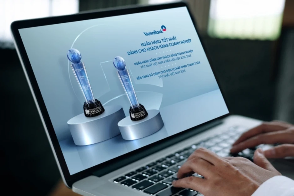 VietinBank nhận hai giải thưởng từ International Finance Awards VietinBank nhận hai giải thưởng từ International Finance Awards
