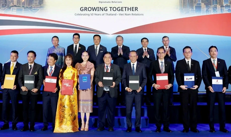 Vietjet chào mừng 50 triệu lượt khách Việt Nam – Thái Lan, mở ra giai đoạn phát triển mới với đội bay Boeing thế hệ mới Vietjet chào mừng 50 triệu lượt khách Việt Nam – Thái Lan, mở ra giai đoạn phát triển mới với đội bay Boeing thế hệ mới