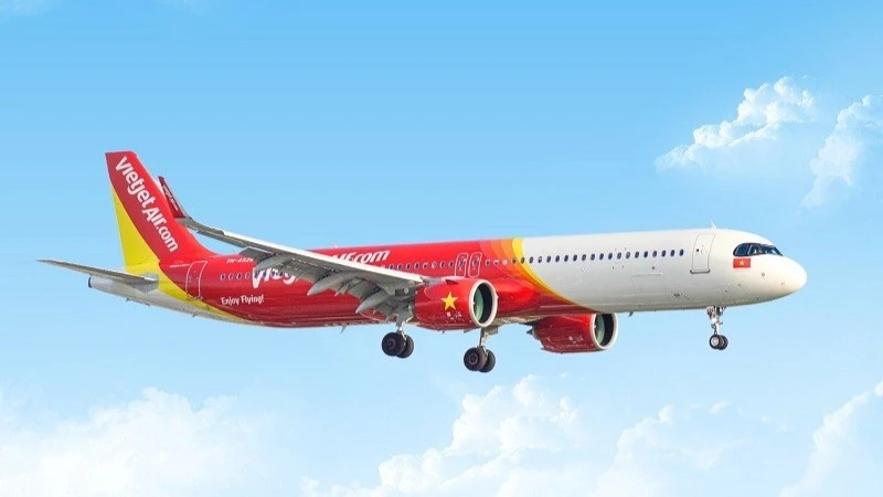 Vietjet được vinh danh “Dấu ấn Thương hiệu Việt hướng tới tăng trưởng xanh” Vietjet được vinh danh “Dấu ấn Thương hiệu Việt hướng tới tăng trưởng xanh”