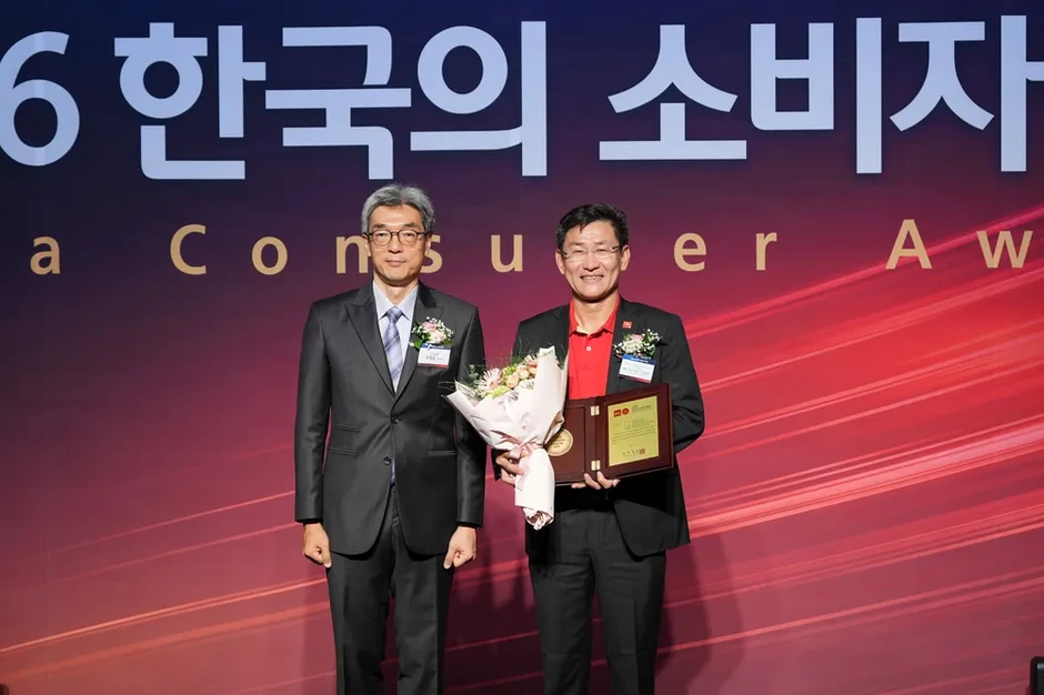 Vietjet được vinh danh với giải thưởng Hàng không Hybrid hàng đầu tại Hàn Quốc Vietjet được vinh danh với giải thưởng Hàng không Hybrid hàng đầu tại Hàn Quốc