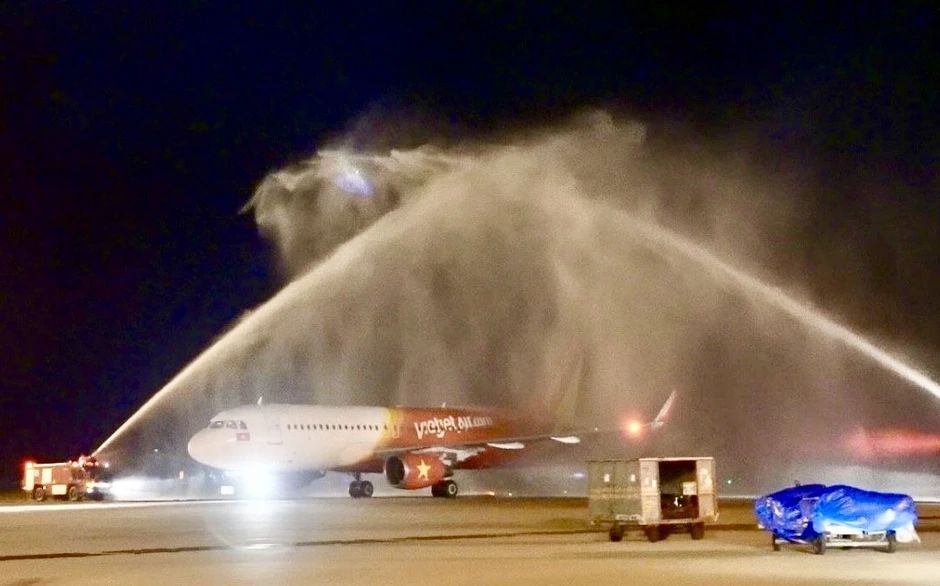Vietjet khai trương đường bay thẳng TP.HCM - Colombo Vietjet khai trương đường bay thẳng TP.HCM - Colombo