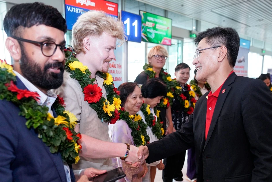 Vietjet khai trương đường bay thẳng TP.HCM - Colombo Vietjet khai trương đường bay thẳng TP.HCM - Colombo