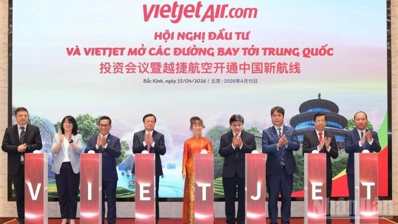 Vietjet ký thỏa thuận tài trợ thuê mua 10 tàu bay Comac Vietjet ký thỏa thuận tài trợ thuê mua 10 tàu bay Comac
