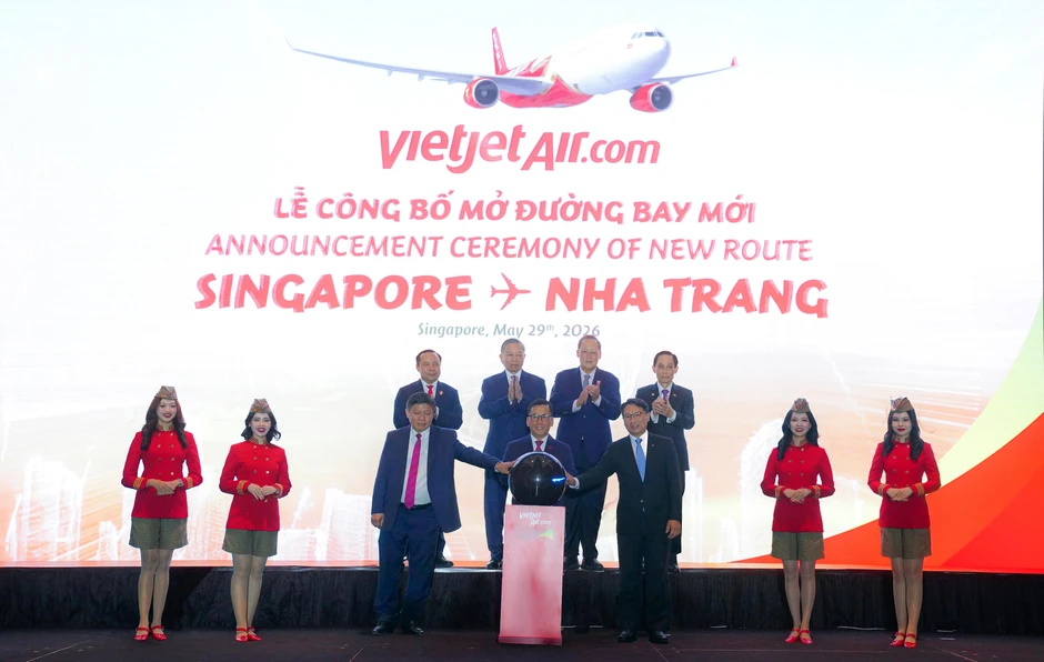 Vietjet mở đường bay Nha Trang – Singapore trước sự chứng kiến của Tổng Bí thư, Chủ tịch nước Tô Lâm Vietjet mở đường bay Nha Trang – Singapore trước sự chứng kiến của Tổng Bí thư, Chủ tịch nước Tô Lâm