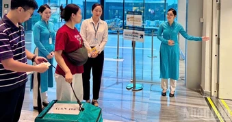 Vietnam Airlines hai lần thay đổi kế hoạch bay để chờ mô, tạng hiến