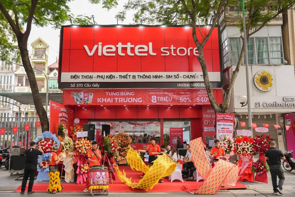 Viettel Store mở bán iPhone 18 Pro series trên toàn quốc: Ưu đãi tới 18 triệu đồng Viettel Store mở bán iPhone 18 Pro series trên toàn quốc: Ưu đãi tới 18 triệu đồng