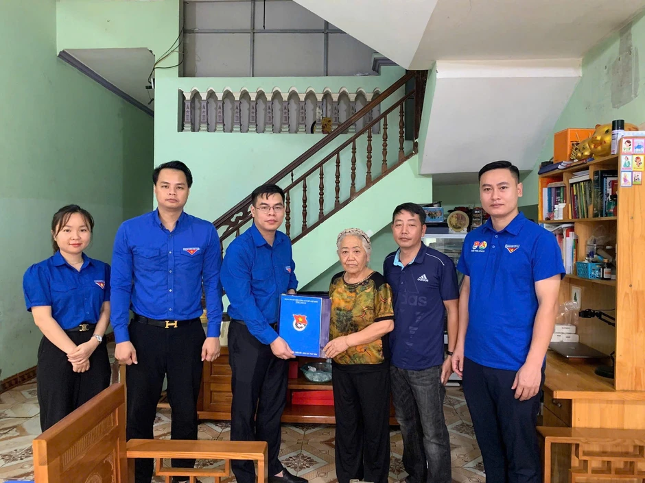 Vinachem chăm lo người có công với cách mạng, lan tỏa truyền thống 'Uống nước nhớ nguồn'