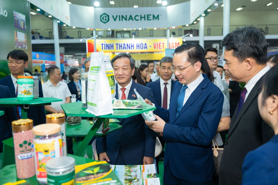 Vinachem tại VIETLAO EXPO 2026: Từ kết nối thương mại đến mở rộng hợp tác Việt - Lào Vinachem tại VIETLAO EXPO 2026: Từ kết nối thương mại đến mở rộng hợp tác Việt - Lào