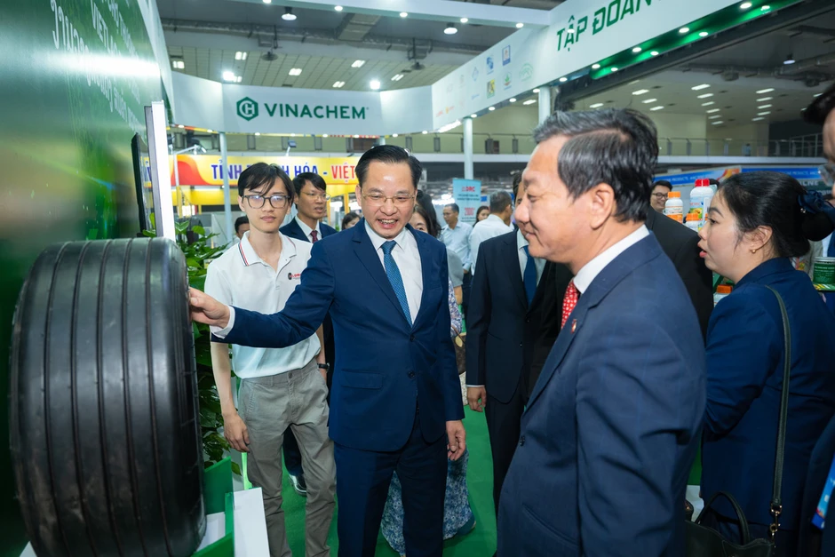 Vinachem tại VIETLAO EXPO 2026: Từ kết nối thương mại đến mở rộng hợp tác Việt - Lào Vinachem tại VIETLAO EXPO 2026: Từ kết nối thương mại đến mở rộng hợp tác Việt - Lào