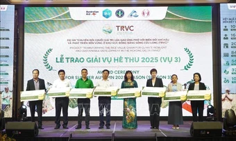 Vinh danh 10 doanh nghiệp tiêu biểu liên kết sản xuất lúa giảm phát thải