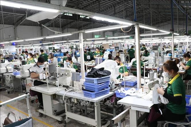 Vĩnh Long: Chuyển từ 'quản lý' sang 'kiến tạo', đồng hành cùng doanh nghiệp Vĩnh Long: Chuyển từ 'quản lý' sang 'kiến tạo', đồng hành cùng doanh nghiệp