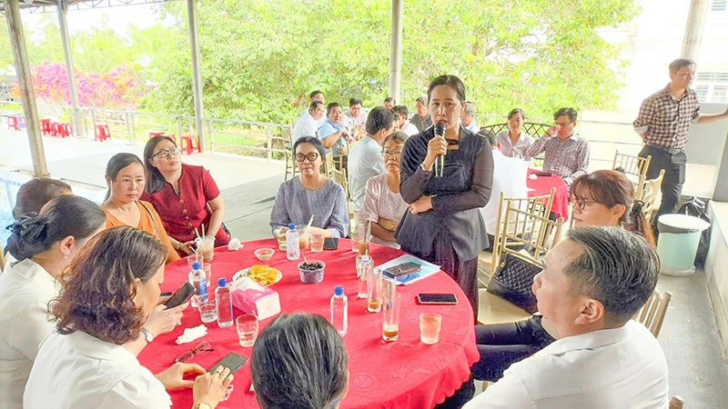 Vĩnh Long lắng nghe chân tình, tháo gỡ bằng hành động thực chất Vĩnh Long lắng nghe chân tình, tháo gỡ bằng hành động thực chất