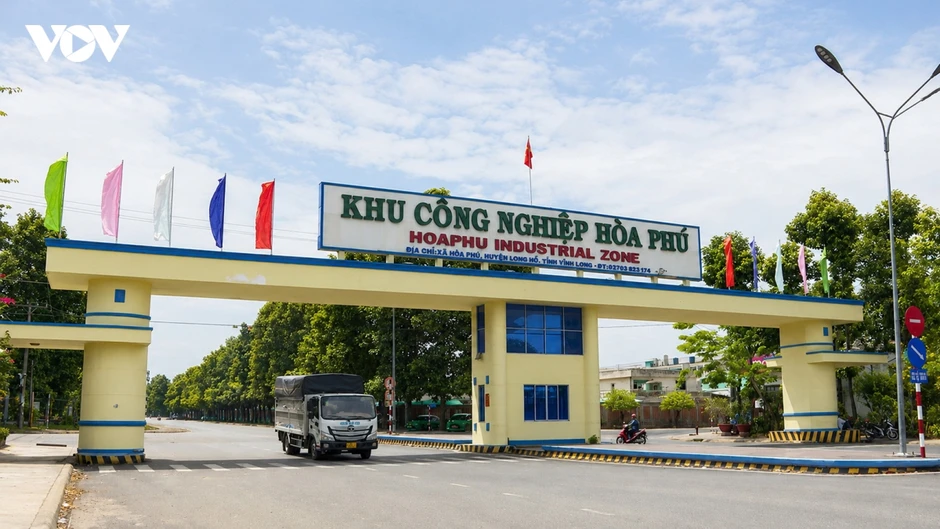 Vĩnh Long tập trung cải thiện môi trường đầu tư, hướng tới tăng trưởng hai con số Vĩnh Long tập trung cải thiện môi trường đầu tư, hướng tới tăng trưởng hai con số