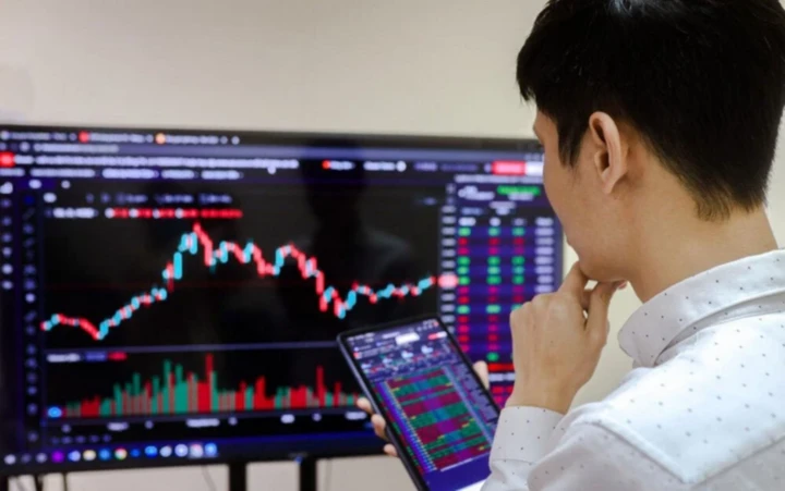 VN-Index có thể tiếp tục giảm, nhà đầu tư nên làm gì? VN-Index có thể tiếp tục giảm, nhà đầu tư nên làm gì?