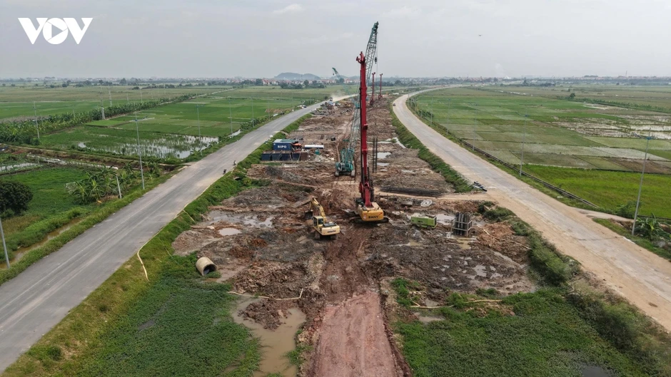 Vốn tín dụng, “nút thắt” quyết định số phận dự án PPP giao thông Vốn tín dụng, “nút thắt” quyết định số phận dự án PPP giao thông