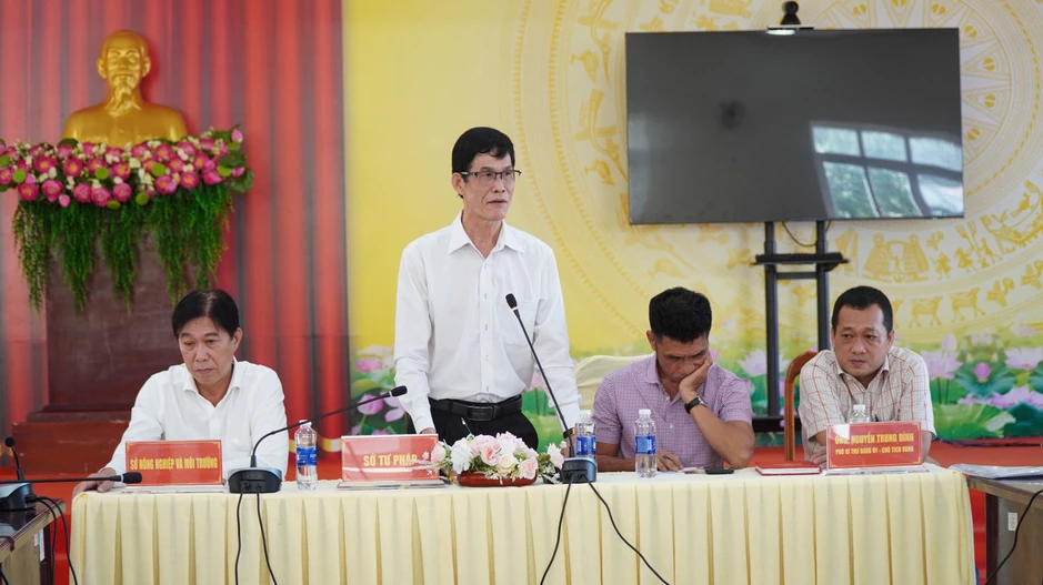 Vụ nợ tiền lúa ở Cà Mau: Doanh nghiệp muốn trả gạo, nông dân nói sao? Vụ nợ tiền lúa ở Cà Mau: Doanh nghiệp muốn trả gạo, nông dân nói sao?