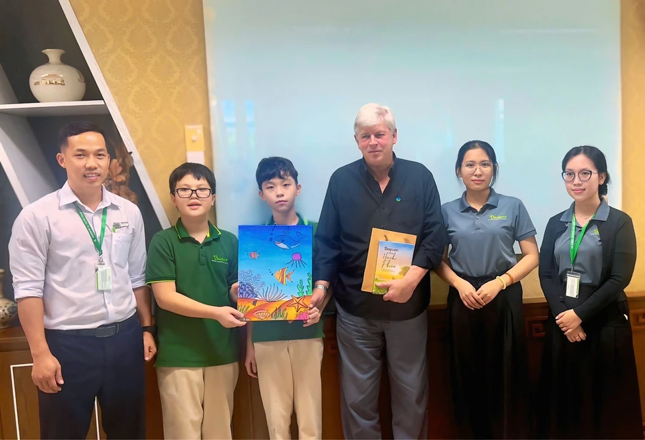 VWS huấn luyện an toàn lao động cho cán bộ, công nhân viên VWS huấn luyện an toàn lao động cho cán bộ, công nhân viên
