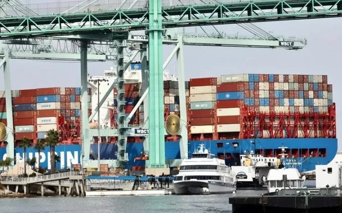 WTO hạ dự báo tăng trưởng thương mại toàn cầu WTO hạ dự báo tăng trưởng thương mại toàn cầu