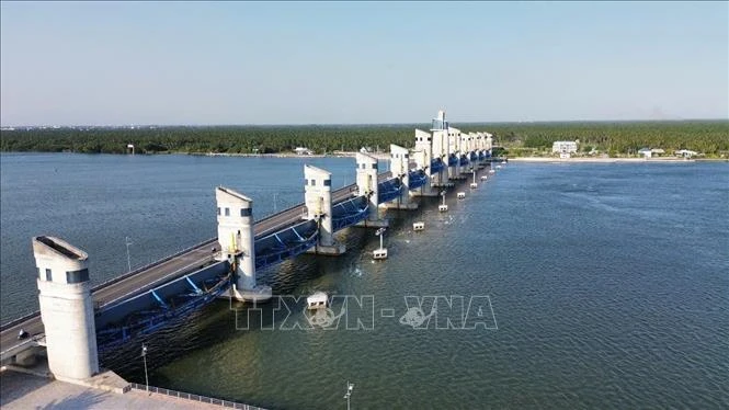 Xâm nhập mặn dao động ở mức cao trong những ngày đầu tuần Xâm nhập mặn dao động ở mức cao trong những ngày đầu tuần