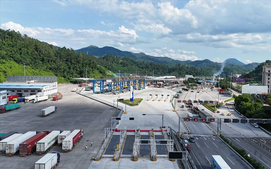 Xây dựng hành lang pháp lý cho cửa khẩu thông minh Xây dựng hành lang pháp lý cho cửa khẩu thông minh