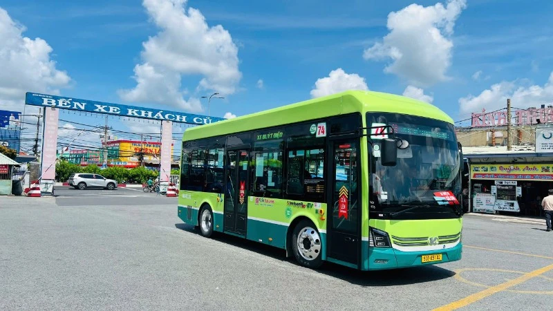 Xe buýt Thành phố Hồ Chí Minh: Lập kỷ lục với 294.266 lượt khách trong một ngày Xe buýt Thành phố Hồ Chí Minh: Lập kỷ lục với 294.266 lượt khách trong một ngày