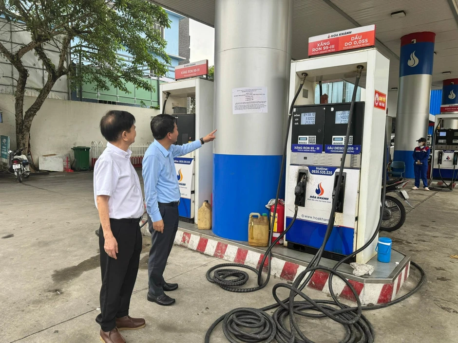 Xử phạt 3 thương nhân đầu mối xăng dầu vi phạm duy trì dự trữ tối thiểu Xử phạt 3 thương nhân đầu mối xăng dầu vi phạm duy trì dự trữ tối thiểu