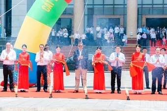 Xuất hành chuyến xe vải thiều đầu tiên vào chuỗi siêu thị GO! trên toàn quốc