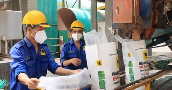 Xuất khẩu phân bón nửa năm đạt gần 1 tỷ USD, cơ hội lập kỷ lục mới