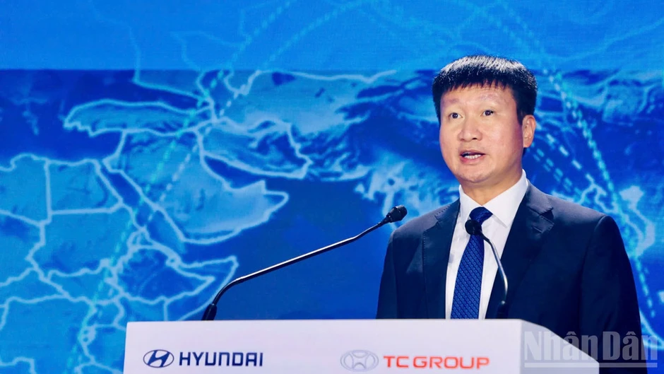 Xuất khẩu xe ô-tô Hyundai Thành Công sang các thị trường quốc tế Xuất khẩu xe ô-tô Hyundai Thành Công sang các thị trường quốc tế