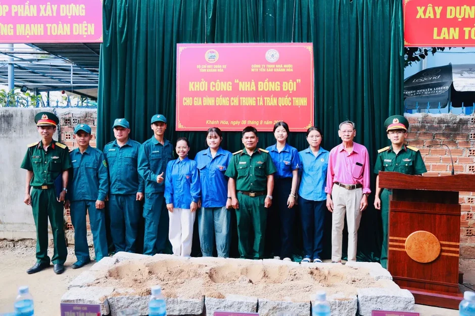 Yến sào Khánh Hòa hỗ trợ xây dựng “ Nhà đồng đội” ấm tình quân dân Yến sào Khánh Hòa hỗ trợ xây dựng “ Nhà đồng đội” ấm tình quân dân