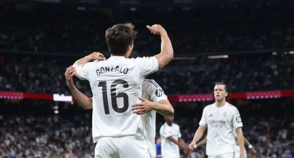 5 dấu ấn định hình chiến thắng của Real Madrid trước Real Oviedo 5 dấu ấn định hình chiến thắng của Real Madrid trước Real Oviedo