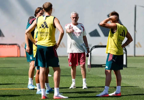 6 quy định mới của Mourinho tại Real Madrid 6 quy định mới của Mourinho tại Real Madrid