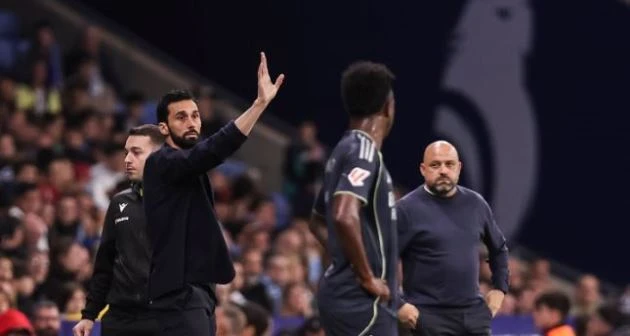Arbeloa gọi Vinicius là thủ lĩnh của Real Madrid Arbeloa gọi Vinicius là thủ lĩnh của Real Madrid