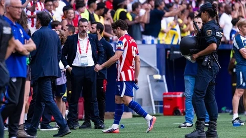 Atletico cố giữ chân ‘kẻ vô hồn’ Julian Alvarez làm gì? Atletico cố giữ chân ‘kẻ vô hồn’ Julian Alvarez làm gì?