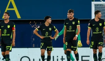 Ayoze Perez lập cú đúp, Villarreal hủy diệt Atletico Madrid