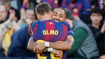 Barca cần làm gì để cán mốc 100 điểm?