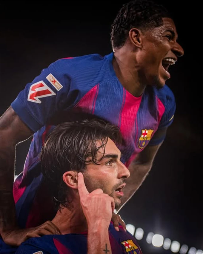Barca, cỗ máy gần như hoàn hảo của Hansi Flick được vận hành như thế nào? Barca, cỗ máy gần như hoàn hảo của Hansi Flick được vận hành như thế nào?