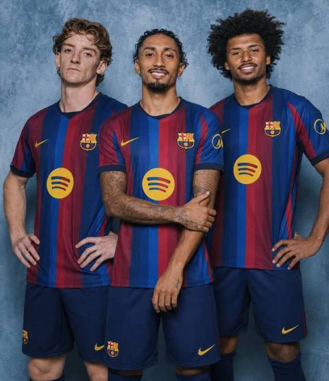 Barca muốn bán, Raphinha còn cơ hội ở lại? Barca muốn bán, Raphinha còn cơ hội ở lại?