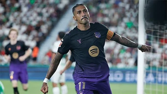 Barca và bài toán số 9 bước sang một cấp độ mới