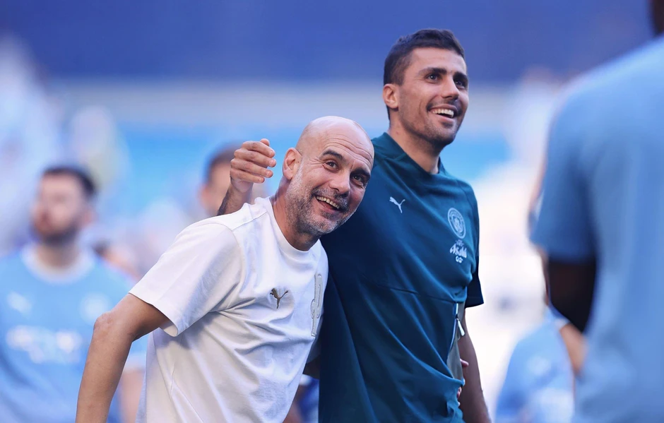 Barcelona đạt thỏa thuận chiêu mộ Rodri từ Man City Barcelona đạt thỏa thuận chiêu mộ Rodri từ Man City