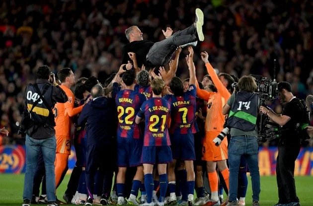 Barcelona giữ chân Hansi Flick đến năm 2028 Barcelona giữ chân Hansi Flick đến năm 2028
