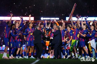 Barcelona hay Real Madrid giành nhiều danh hiệu hơn?