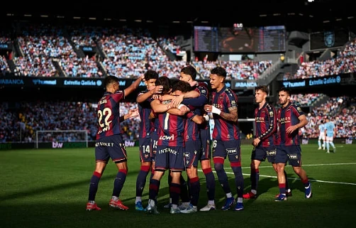 Bị Levante ngược dòng, Celta Vigo vỡ mộng Champions League Bị Levante ngược dòng, Celta Vigo vỡ mộng Champions League