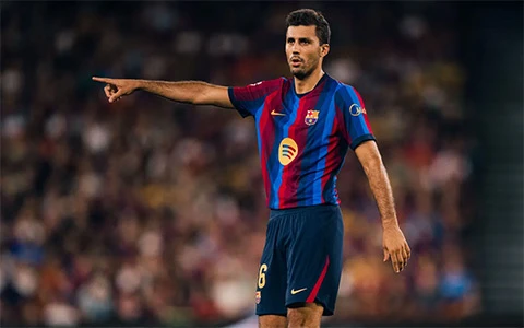 'Bom tấn' Rodri ra mắt Barca, sát cánh cùng Pedri 'Bom tấn' Rodri ra mắt Barca, sát cánh cùng Pedri