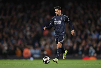 Brahim Diaz rũ bùn đứng dậy để rực sáng tại Real Madrid