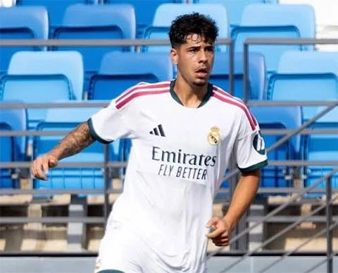 Bước tiến thần tốc của Alexis Ciria dưới thời Jose Mourinho Bước tiến thần tốc của Alexis Ciria dưới thời Jose Mourinho